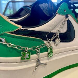 NIKE ✅ RARE 🍀 Jordan 1 Elevate Low SE
Lucky Green platform sz 8.5 like NEW ⭐️